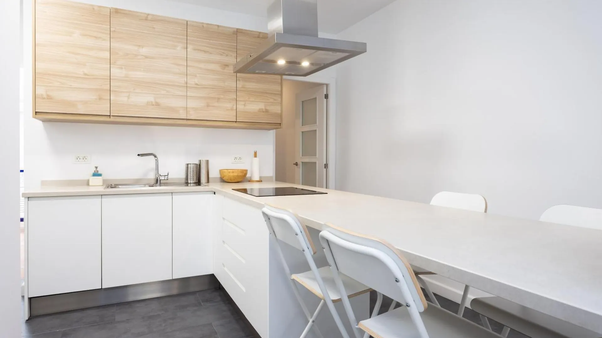 Home2Book Pleasant & Design Apt Santa Cruz Center Apartment